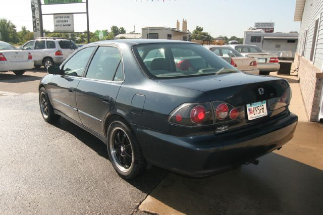 1998 Honda Accord ZQ8 LS