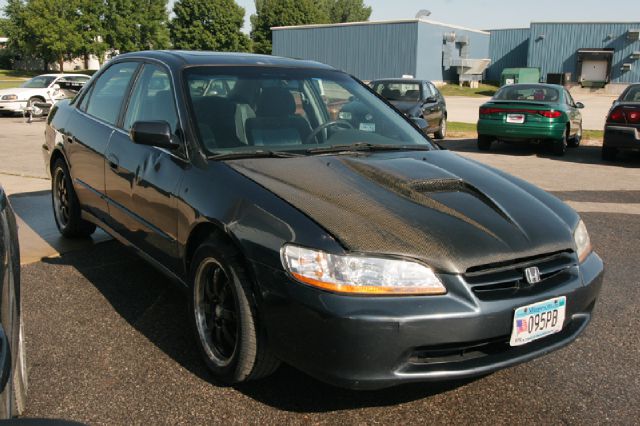 1998 Honda Accord ZQ8 LS