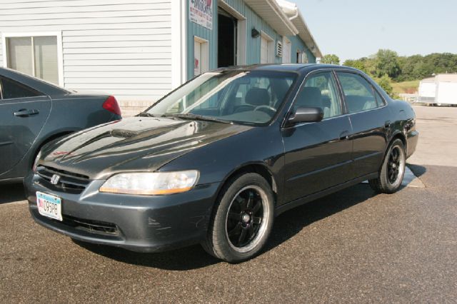 1998 Honda Accord ZQ8 LS