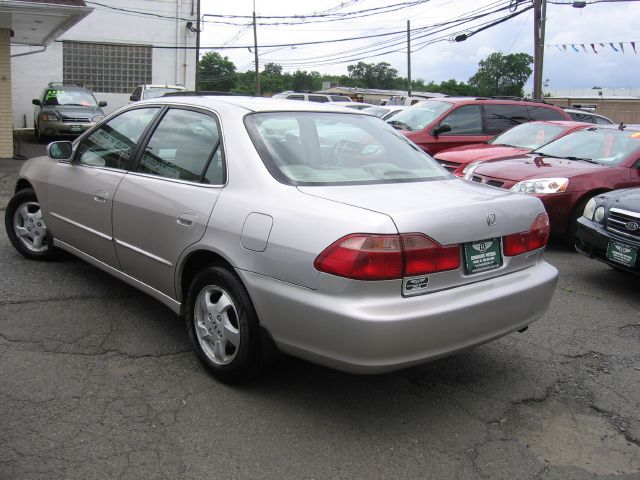 1998 Honda Accord ZQ8 LS