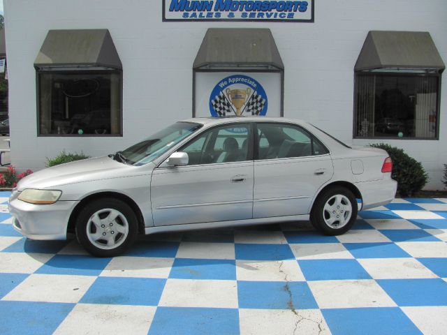 1998 Honda Accord ZQ8 LS