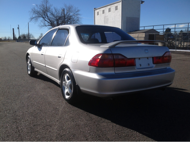 1999 Honda Accord WRX Premium 4-door