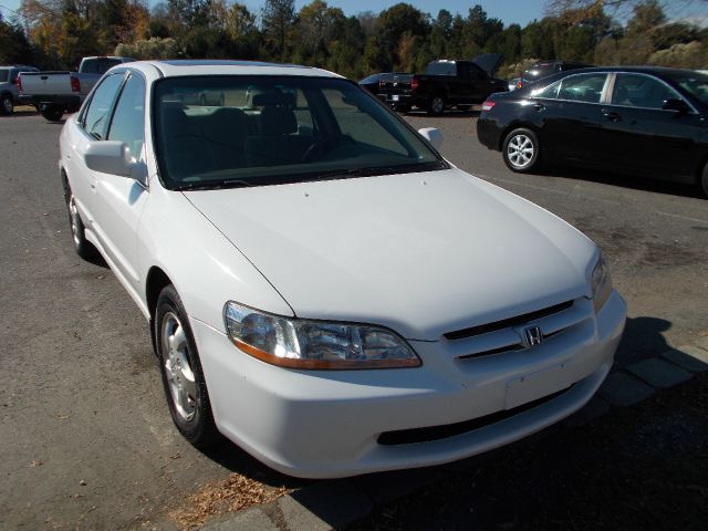 1999 Honda Accord ZQ8 LS