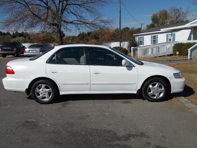 1999 Honda Accord ZQ8 LS