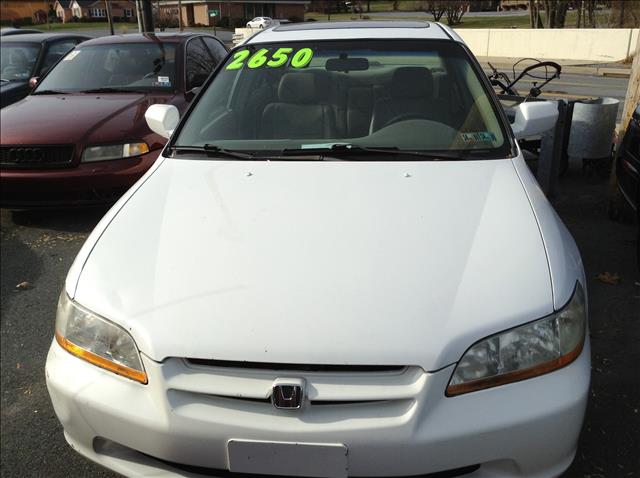 1999 Honda Accord WRX Premium 4-door