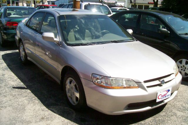 1999 Honda Accord ZQ8 LS