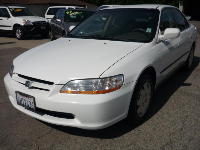 1999 Honda Accord XL 1500 4WD