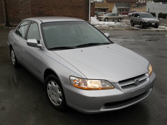 1999 Honda Accord XL 1500 4WD