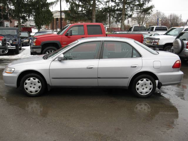 1999 Honda Accord XL 1500 4WD