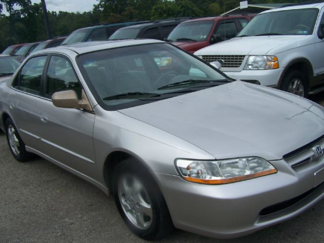 1999 Honda Accord ZQ8 LS