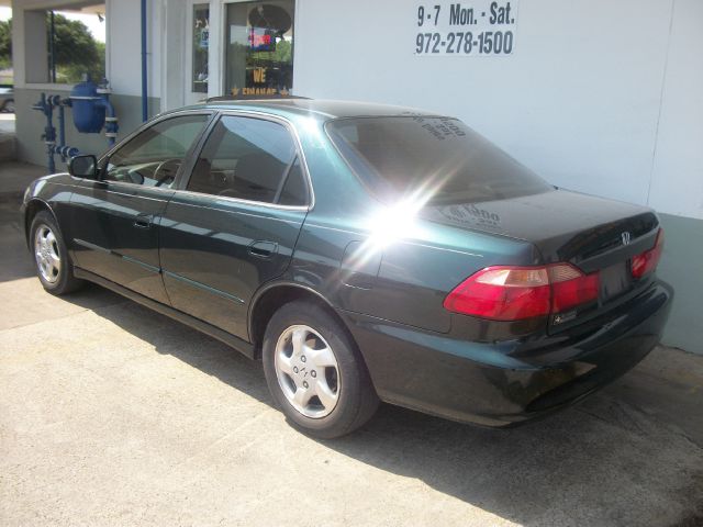 1999 Honda Accord ZQ8 LS