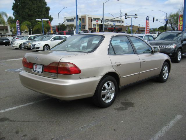 2000 Honda Accord X