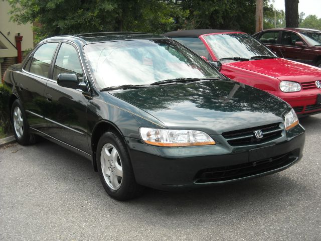 2000 Honda Accord WRX Premium 4-door