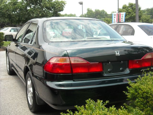 2000 Honda Accord WRX Premium 4-door