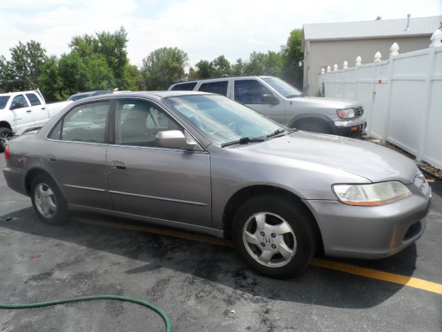 2000 Honda Accord 2.0T Quattro AWD