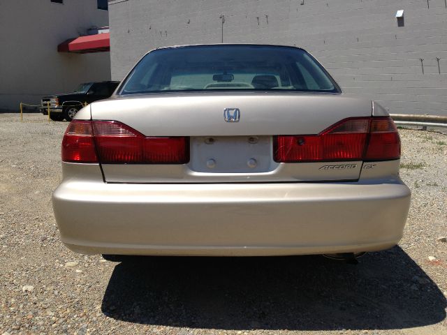 2000 Honda Accord ZQ8 LS