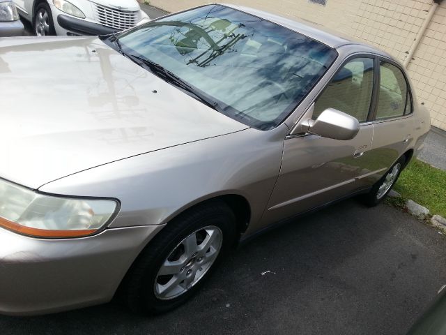 2000 Honda Accord X