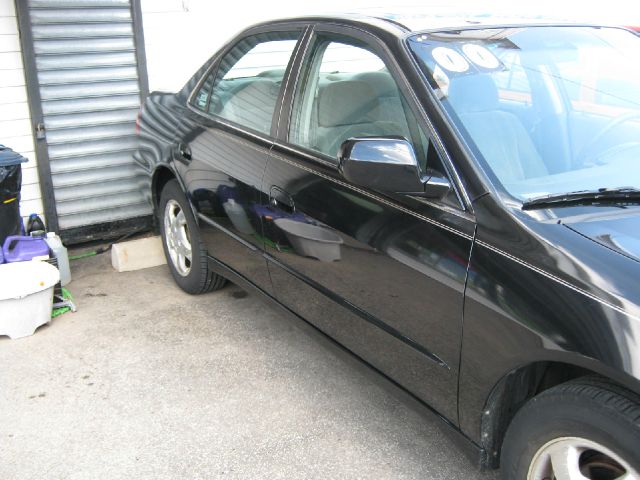 2000 Honda Accord ZQ8 LS