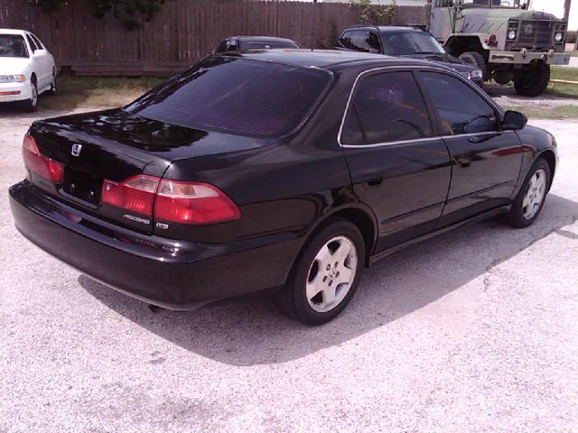 2000 Honda Accord WRX Premium 4-door