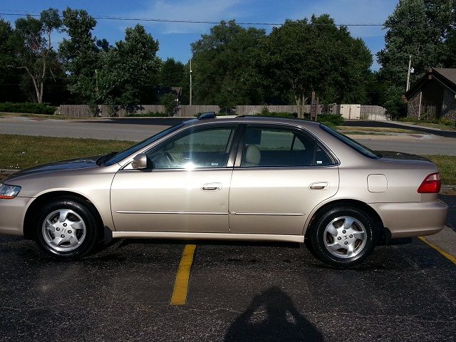 2000 Honda Accord 2.0T Quattro AWD