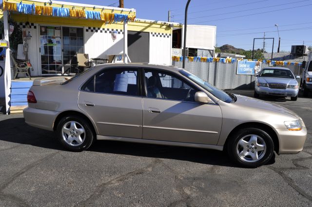 2000 Honda Accord WRX Premium 4-door