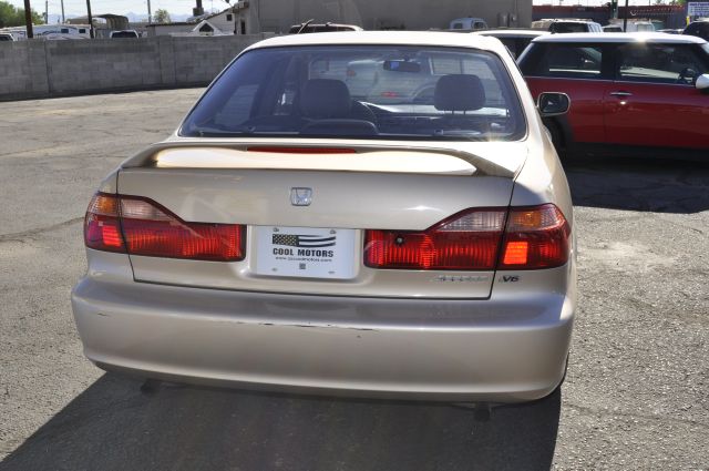 2000 Honda Accord WRX Premium 4-door