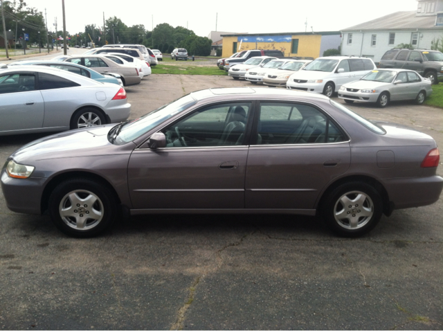 2000 Honda Accord WRX Premium 4-door