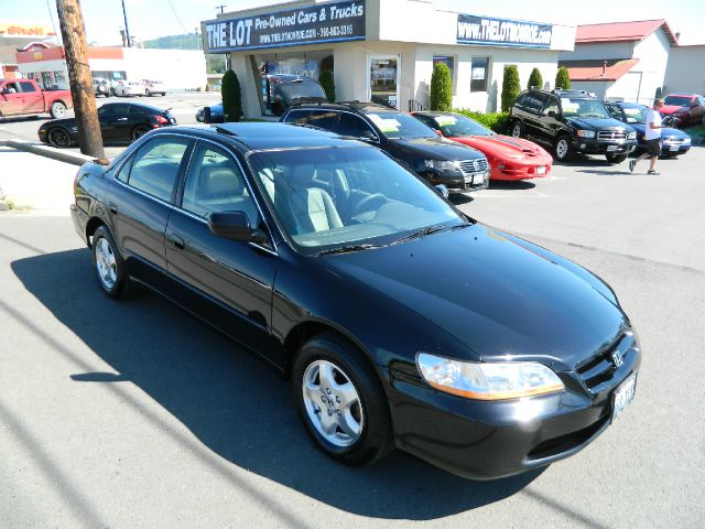 2000 Honda Accord WRX Premium 4-door