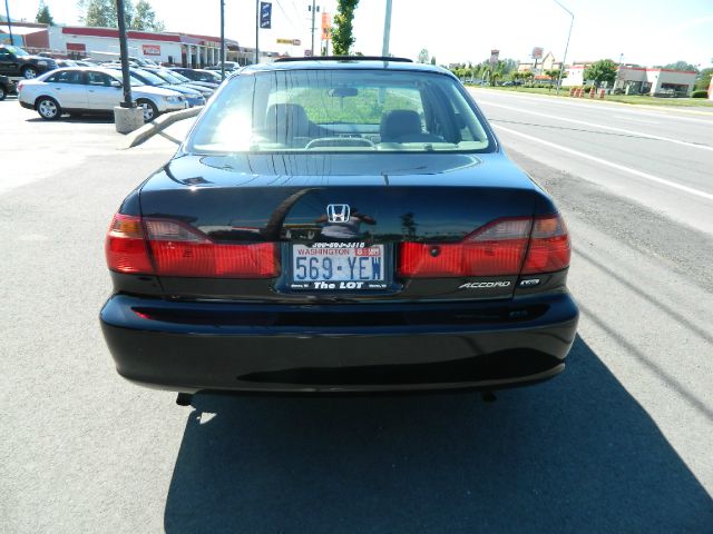 2000 Honda Accord WRX Premium 4-door