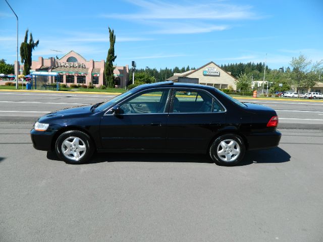 2000 Honda Accord WRX Premium 4-door