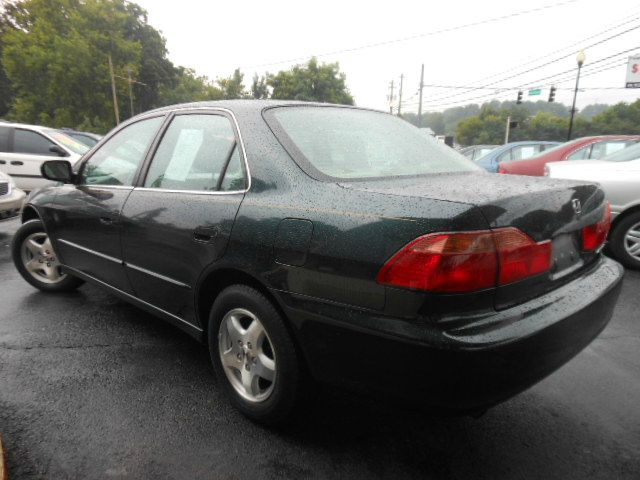 2000 Honda Accord WRX Premium 4-door