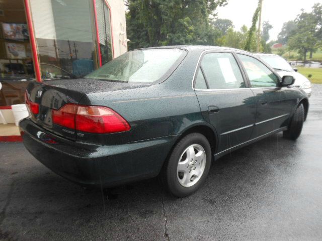 2000 Honda Accord WRX Premium 4-door