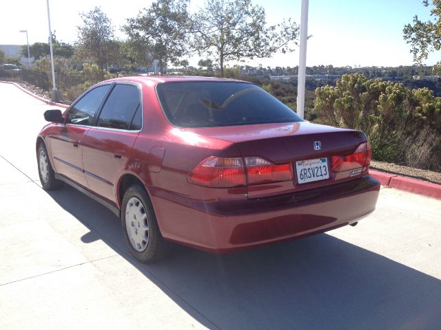 2000 Honda Accord 2.0L Premium AWD