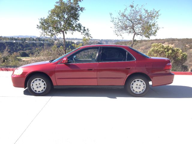 2000 Honda Accord 2.0L Premium AWD