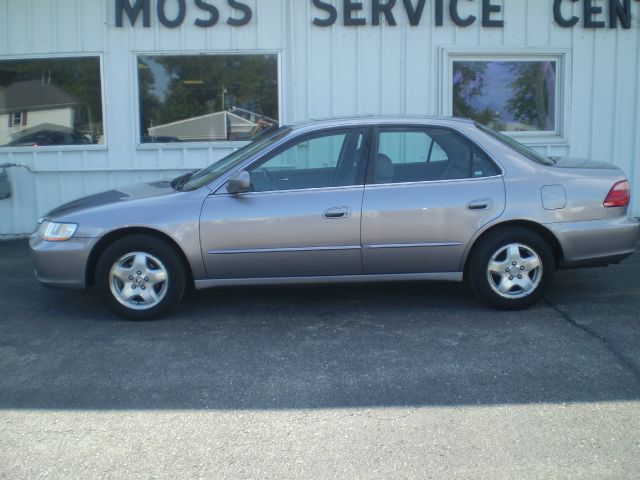 2000 Honda Accord WRX Premium 4-door