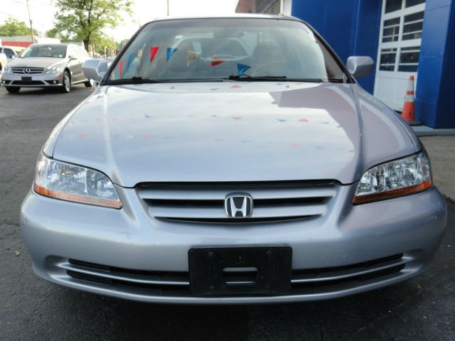 2001 Honda Accord 2010 Volkswagen SE