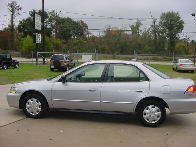 2001 Honda Accord 4dr Sdn SES Standard