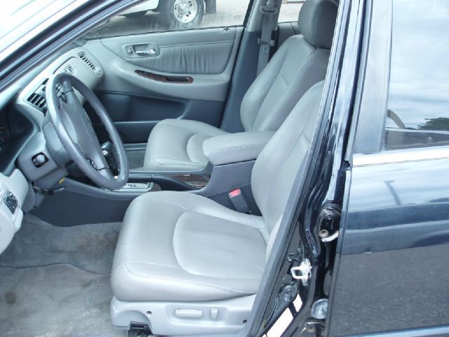 2001 Honda Accord WRX Premium 4-door