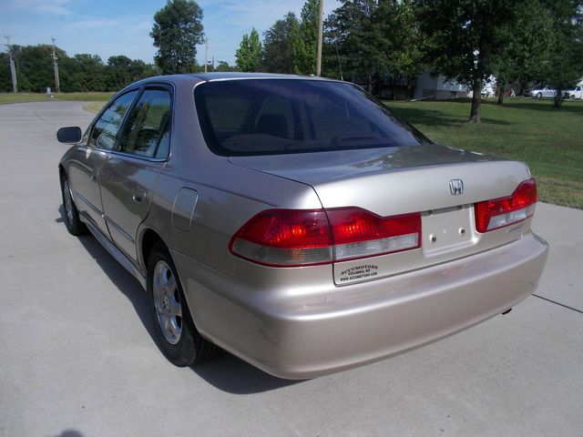 2001 Honda Accord ZQ8 LS