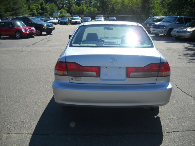 2002 Honda Accord 4dr Sdn SES Standard