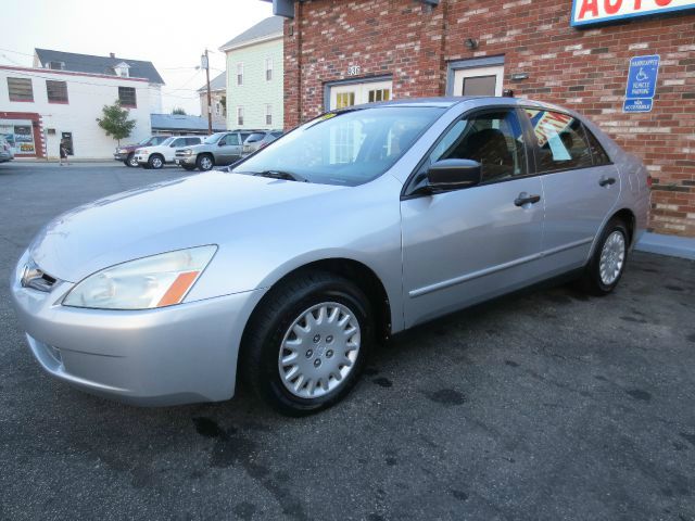 2002 Honda Accord 4dr Sdn SES Standard