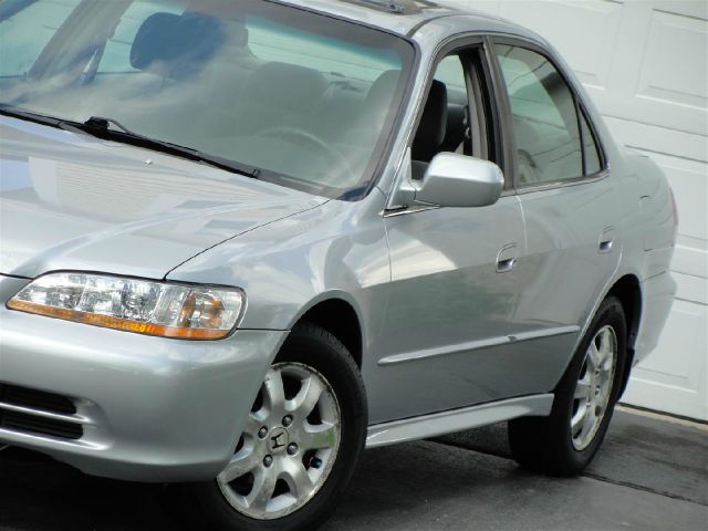 2002 Honda Accord ZQ8 LS