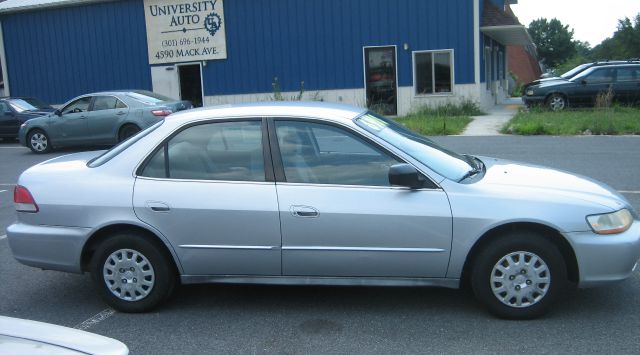 2002 Honda Accord 4dr Sdn SES Standard