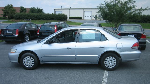 2002 Honda Accord 4dr Sdn SES Standard