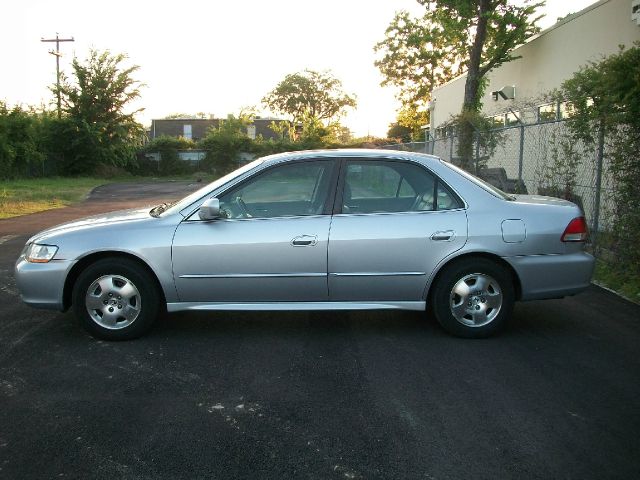 2002 Honda Accord WRX Premium 4-door