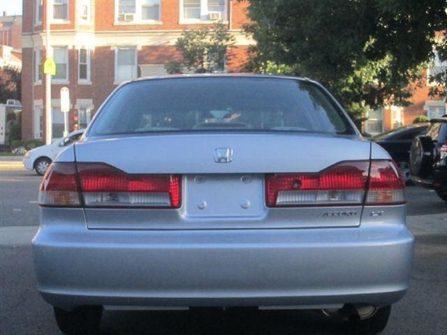 2002 Honda Accord 4 DR Sportwagen TDI (R)