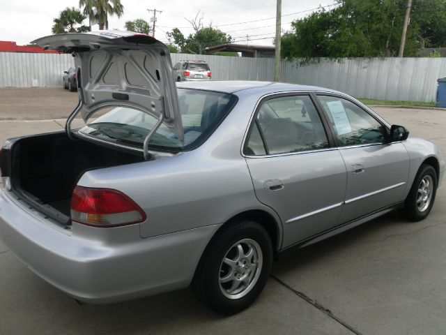 2002 Honda Accord 4dr Sdn SES Standard