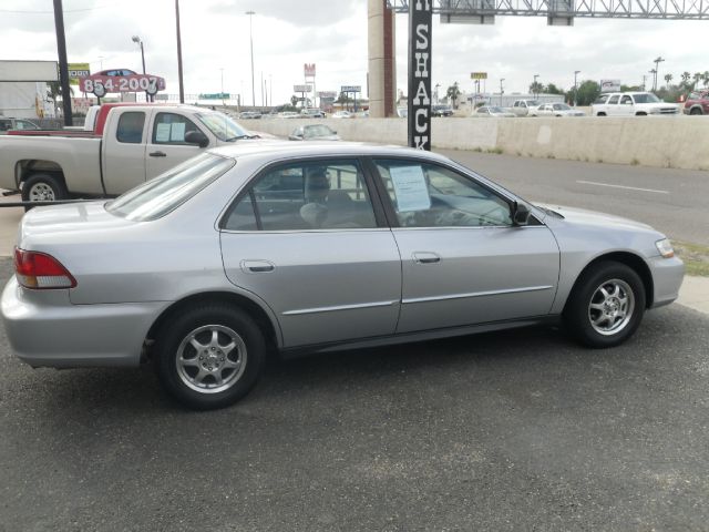 2002 Honda Accord 4dr Sdn SES Standard