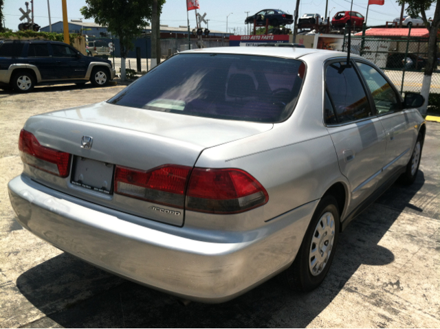 2002 Honda Accord 4dr Sdn SES Standard