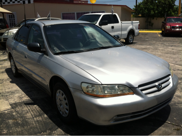 2002 Honda Accord 4dr Sdn SES Standard